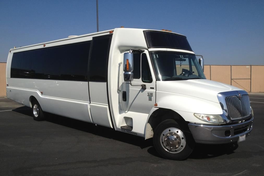 Party Bus La Vergne, TN 